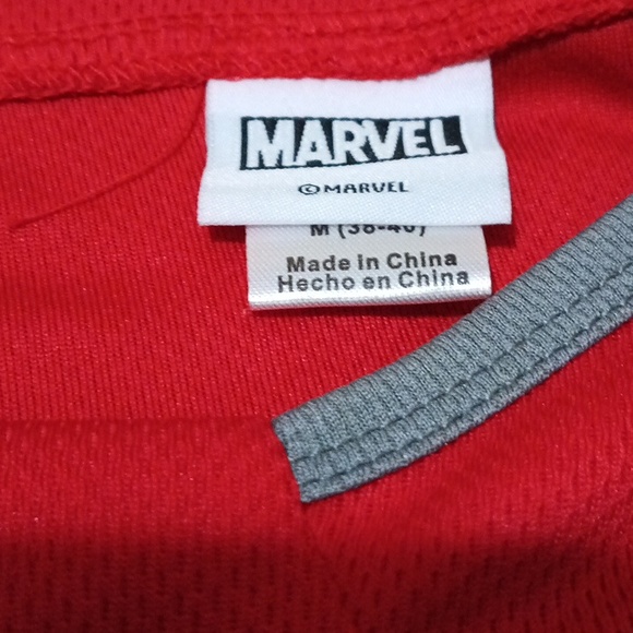 NWT Marvel Deadpool Red, Black and Gray Long Sleeve Hockey Style Jersey - Picture 7 of 8